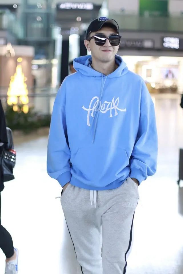 金瀚帅气军人装,金瀚颜值巅峰现代