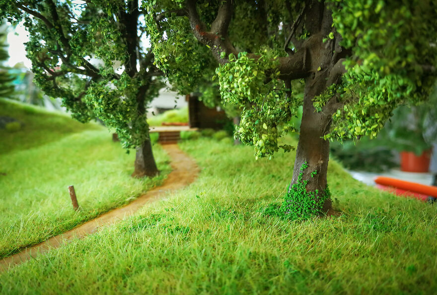 一座超迷你的“小村庄”,艺术家用两年时间创造出心中的乌托邦