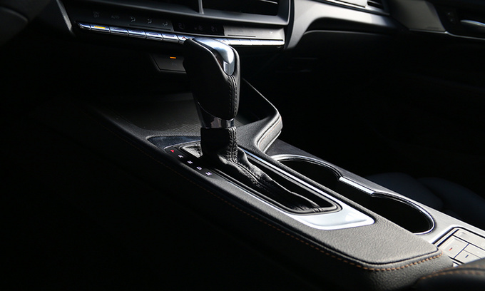 凯迪拉克CT4试驾评测,凯迪拉克ct4和ats空间对比