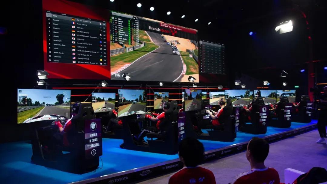 最接近真实方向盘的游戏方向盘,最适合新手的游戏方向盘