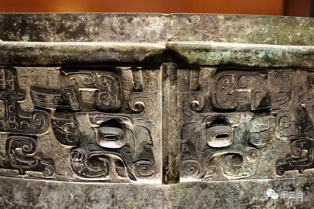 汉代青铜鼎三足鼎价格,海内著名三件青铜大鼎