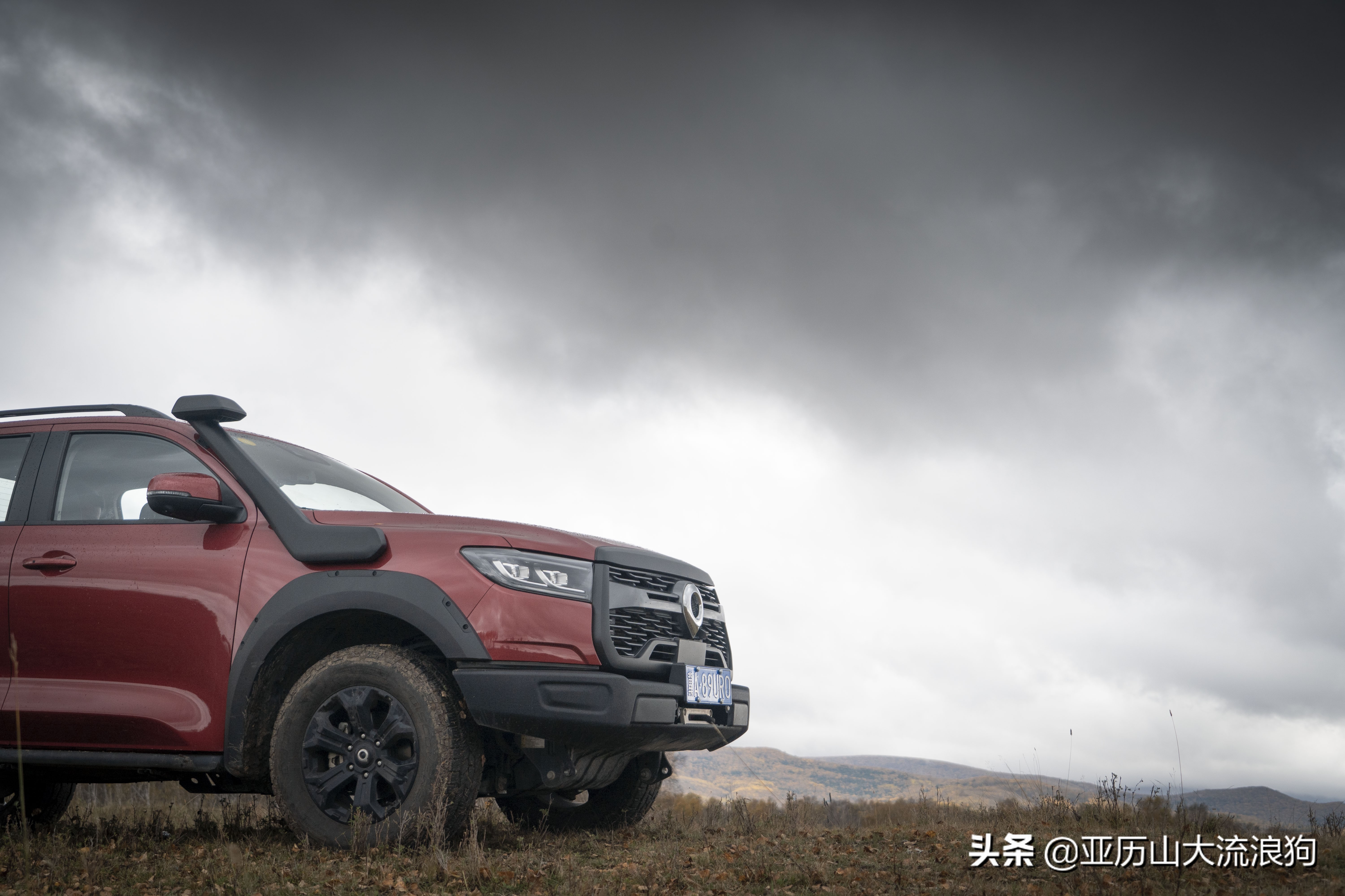 你那秋天来了吗？我这反正颜料泼了一地——内蒙古黄岗梁穿越之旅