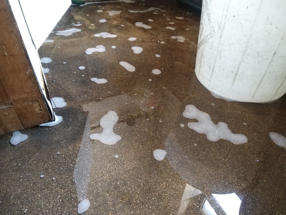 如何处理和楼上关系,楼上楼下有矛盾怎么解决