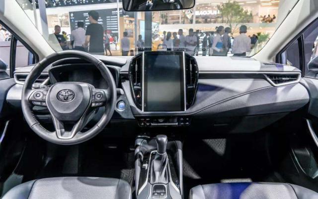 卡罗拉朗逸宝来轩逸雷凌怎么选,卡罗拉和轩逸朗逸哪个好些呢