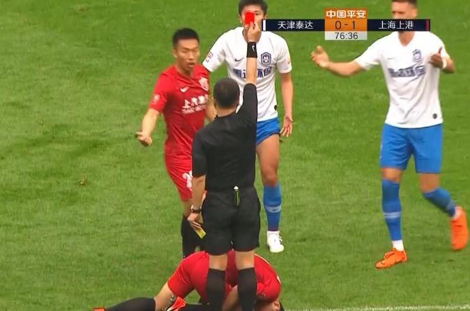 中超关键战再现断腿惨烈一幕,中超受伤事件