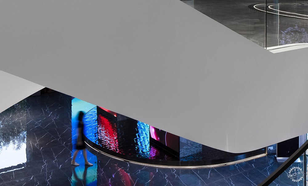 汇亚瓷砖展厅效果,汇亚陶瓷生产基地