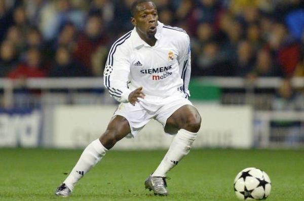 马克莱莱能踢单后腰,马克莱莱踢中前卫