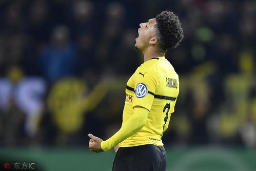 这个79号价值1亿欧元！曼联认定他就是下一个C罗！