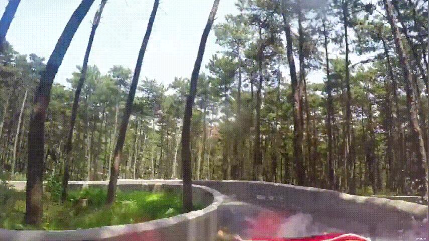 哎呀呀，门票免费，漂流免费，还赠送儿童绘本？傍水崖要干啥