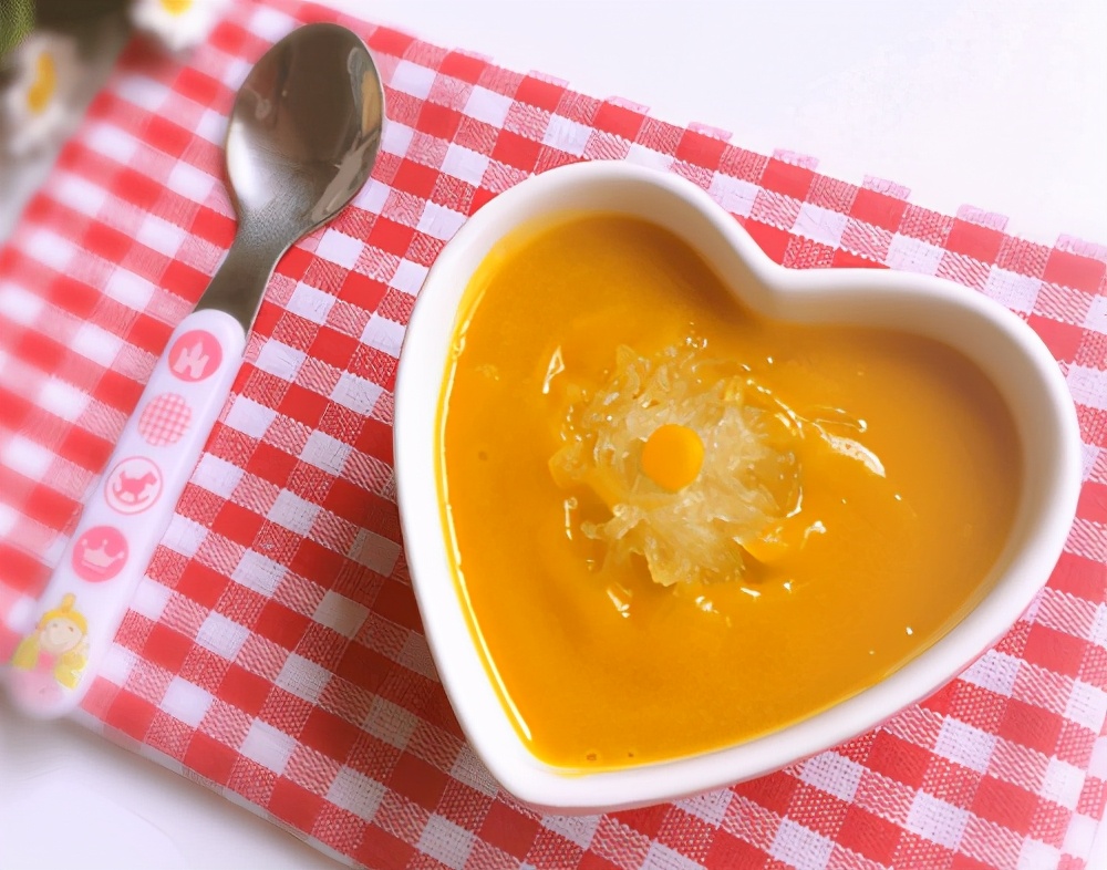 猫眼睛上面有一块黑黑的没毛,猫眼睛旁边有黑色结痂怎么清理