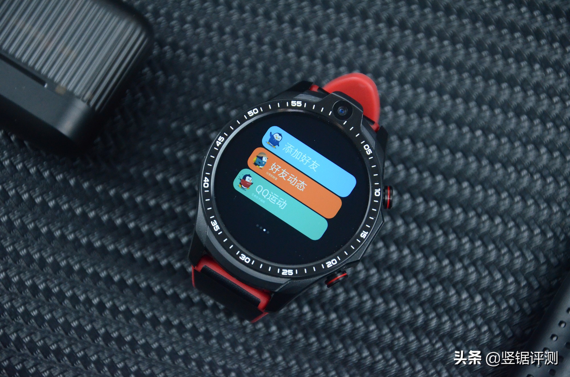 jeep黑骑士智能手表值不值得入手,jeep黑骑士fx1和fx3智能手表区别