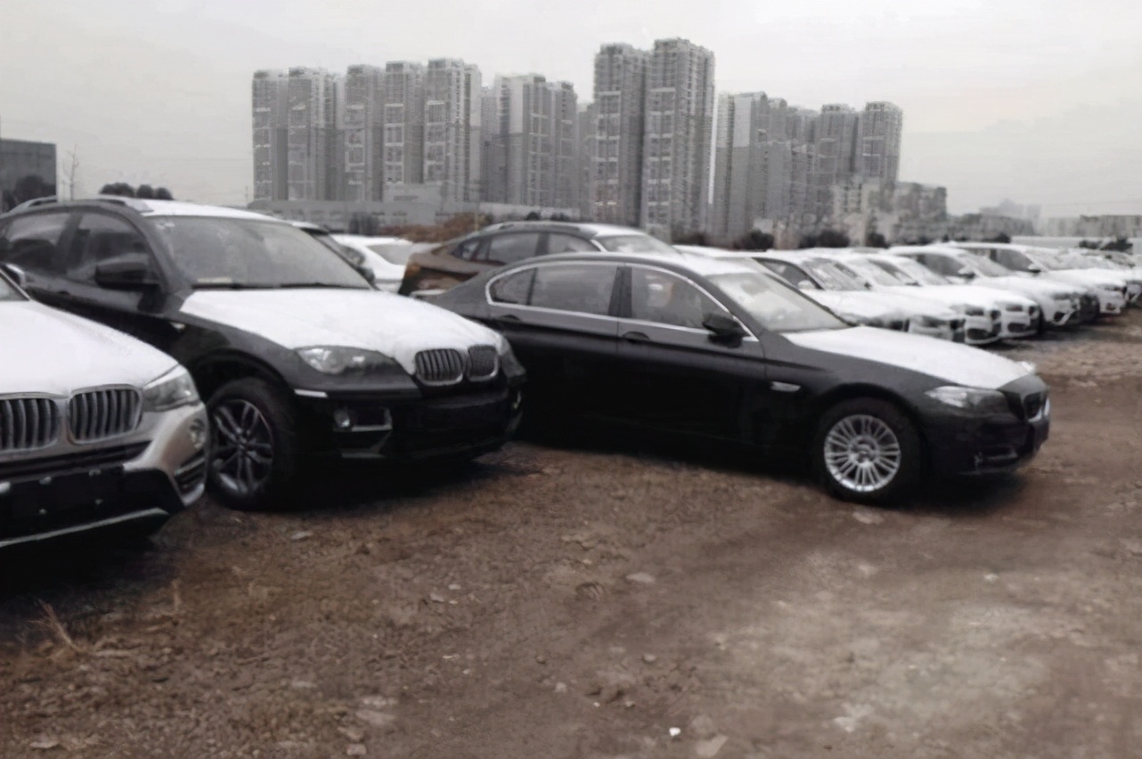 二手车交易市场宝马5系多少钱,二手车个人交易市场宝马5系