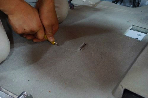 gl8改装扶手箱过程,gl8低配升级原厂扶手箱