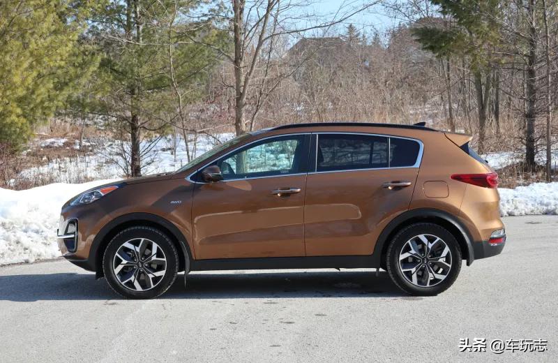 新一代起亚狮跑官图,新款起亚狮跑suv2022款