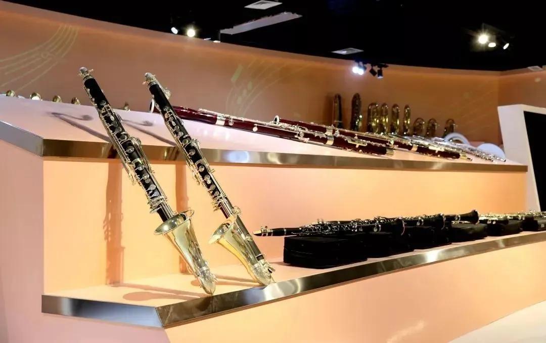 鍗佸ぇ鐑棬浜插瓙涔愬洯娣卞湷,鏂ヨ祫涓や嚎鐨勬父涔愬洯