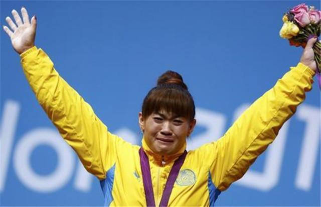 我国天才举重选手,举重名将放弃中国籍加入他国夺冠