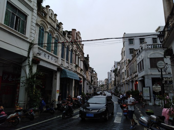 冬日畅游海口体验海口美食和美景,海南之旅海口夜景