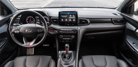 性价比最高的新能源四驱钢炮,性价比高的3秒钢炮