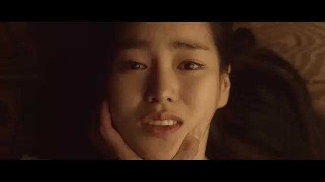 韩国版汤唯图片大全,汤唯韩国青龙颁奖典礼完整版