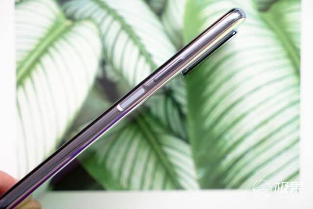 出街神器防蓝光百搭素颜,最好用的出街神器