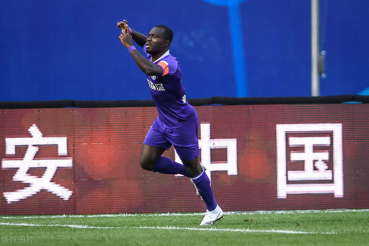 阿奇姆彭最近新消息,阿奇姆彭加盟深圳官宣