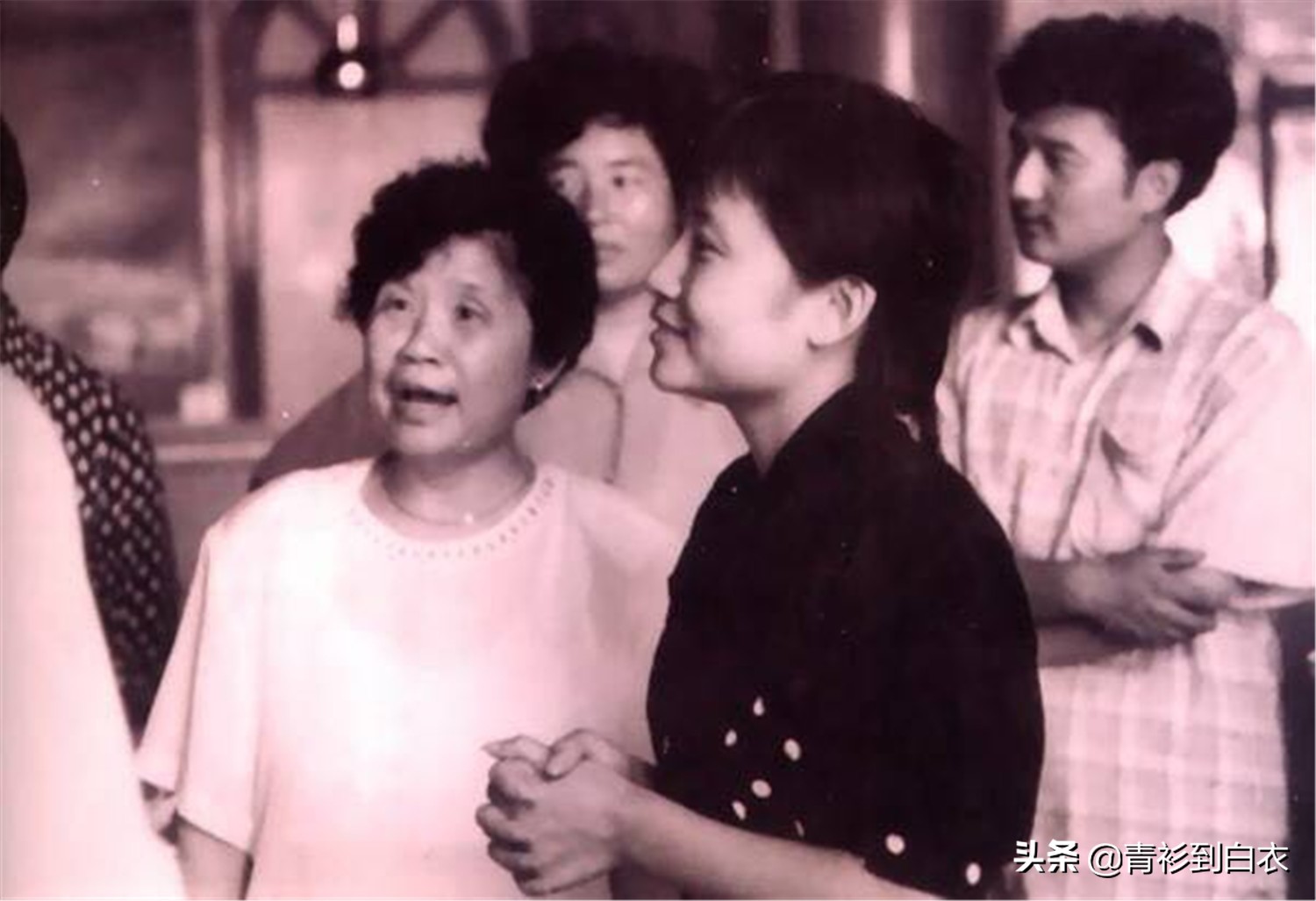 唱青藏高原的李娜近况,李娜青藏高原之后的又一成名曲