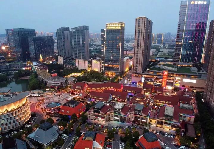 百家湖的商业,百家湖商圈实力怎么样