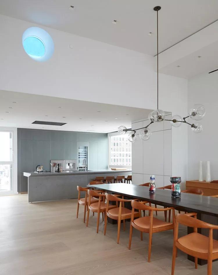 这个顶层复式，这样的北欧风，太美了