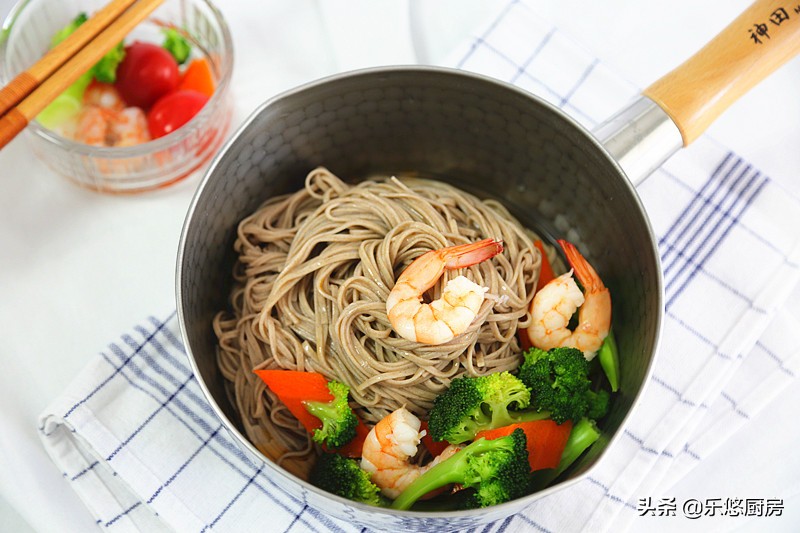 凉面八样调料的做法,各种凉面的做法及调料配方怎么做