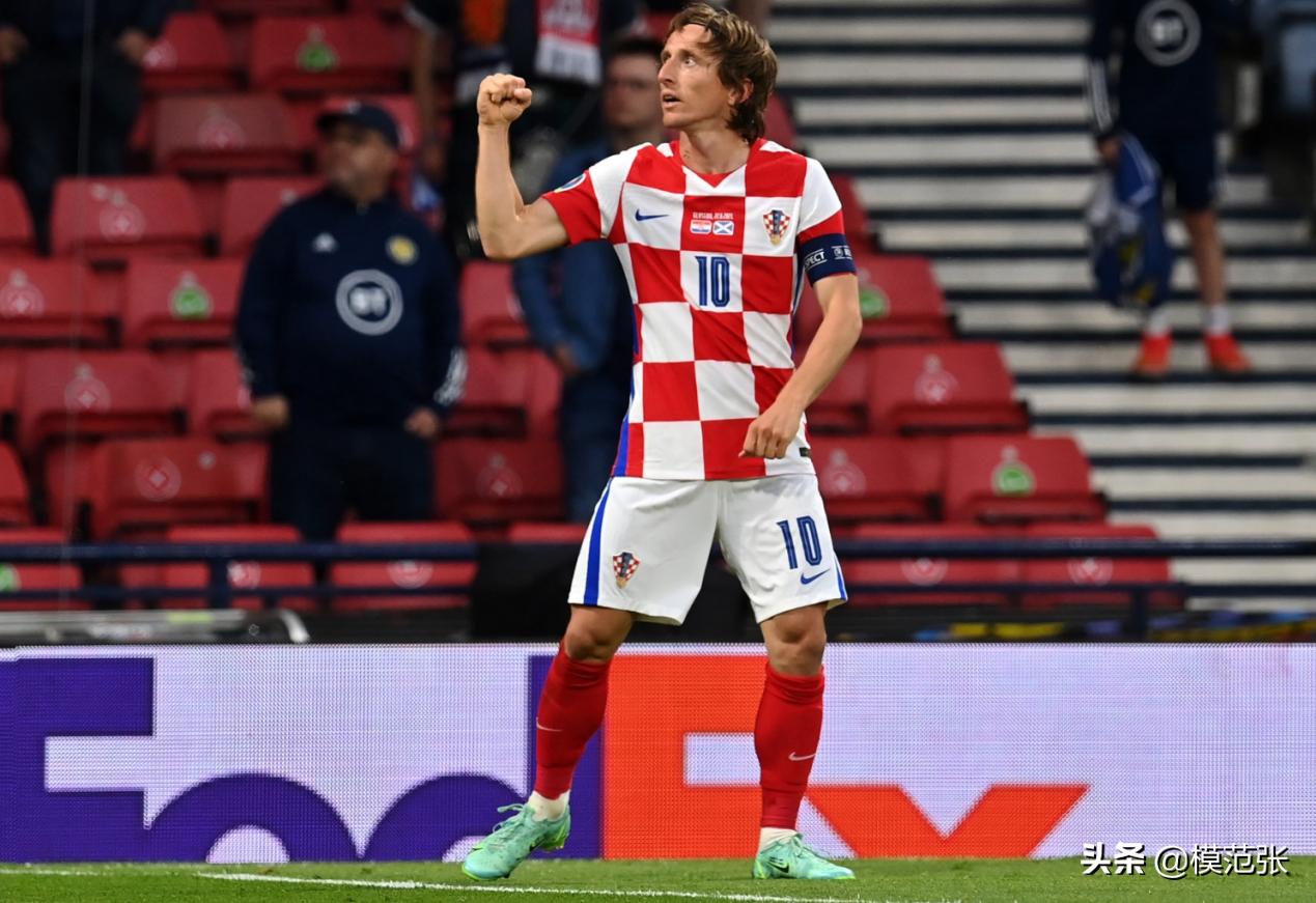 几家欢喜几家愁，欧洲杯小组赛第3轮12场比赛解析及未来展望