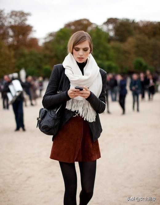 冬季羊绒围巾10种围法,系针织羊绒围巾教程