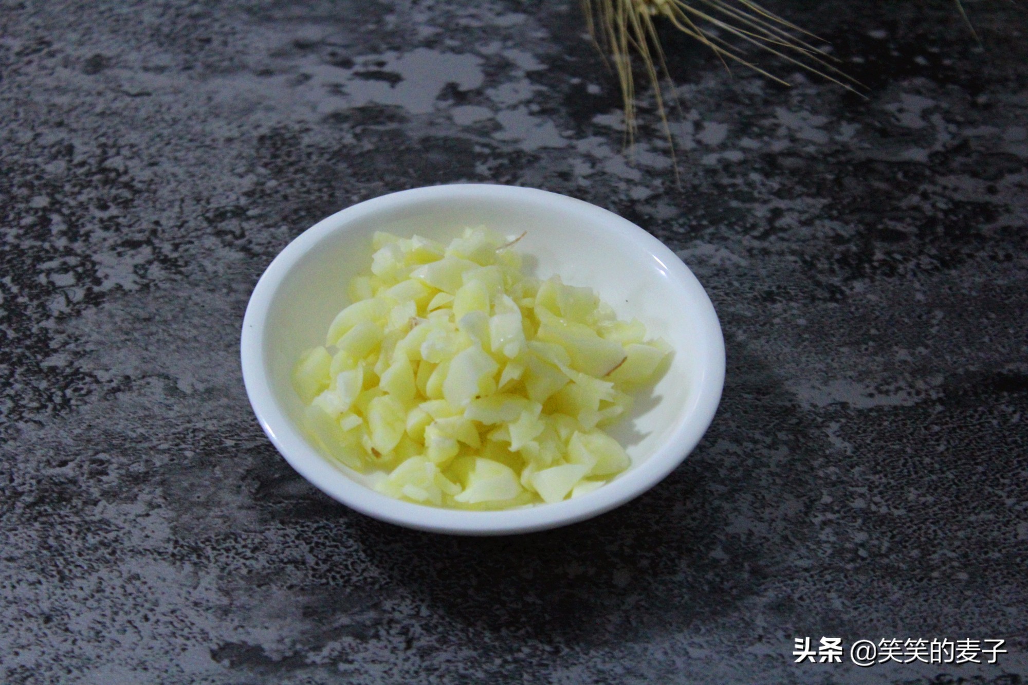 原来它学名叫蒟箬，或蒸或拌都好吃，低脂低热量，简单易操作