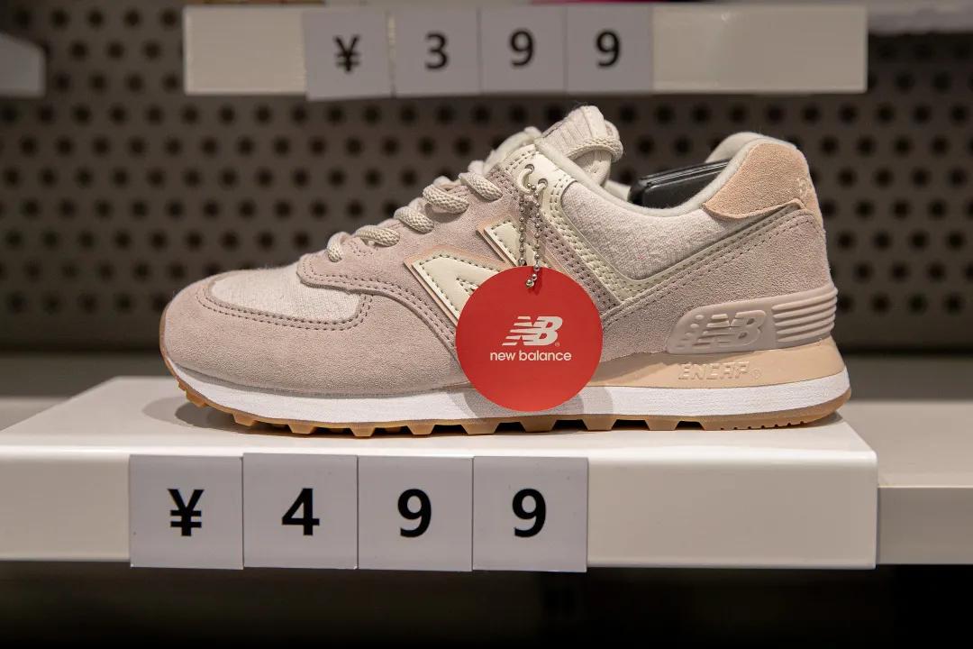 用不着加群拼团！来罗马春天奥莱，做真正的气质名媛