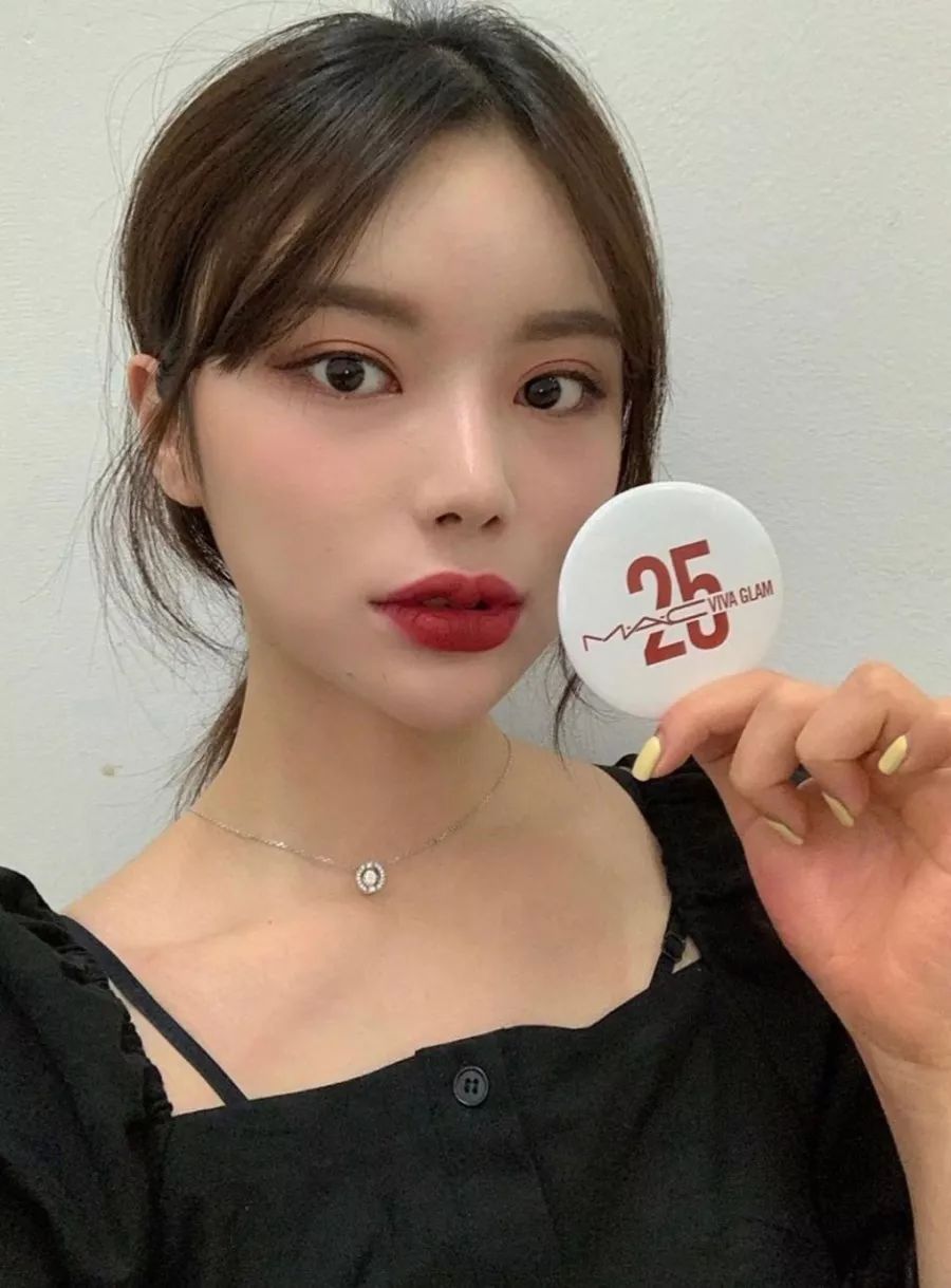 强势吊打405,阿玛尼这支新色你一定要有