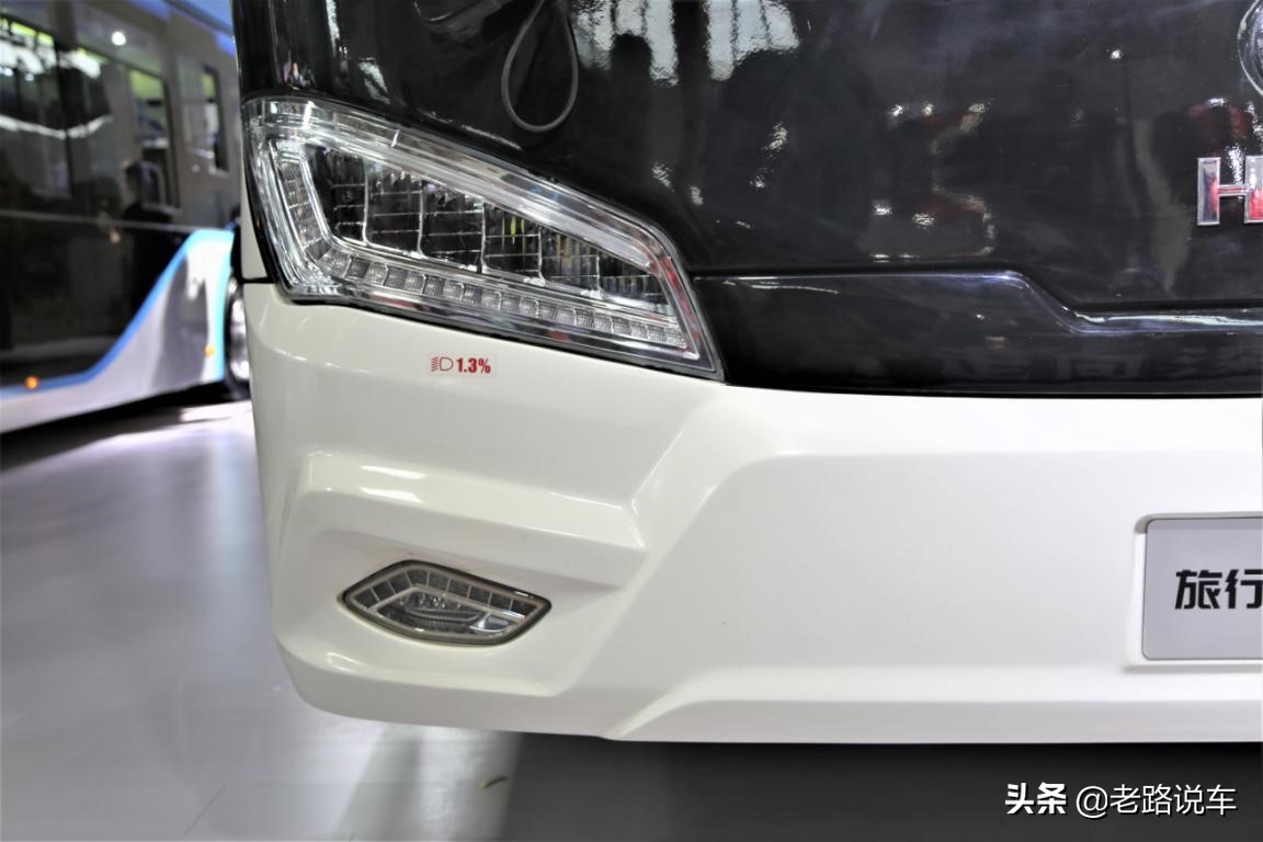 海格6127旅行家客车豪华版,海格旅游大巴