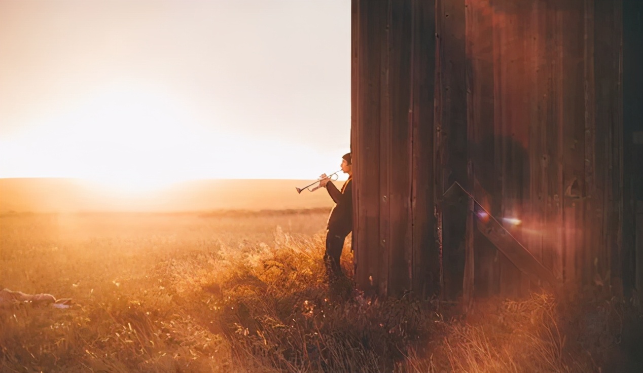 少年爆火,少年燃爆全网致敬