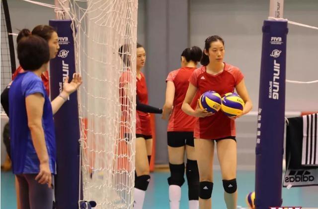 朱婷高情商举动被点赞,朱婷高情商回应