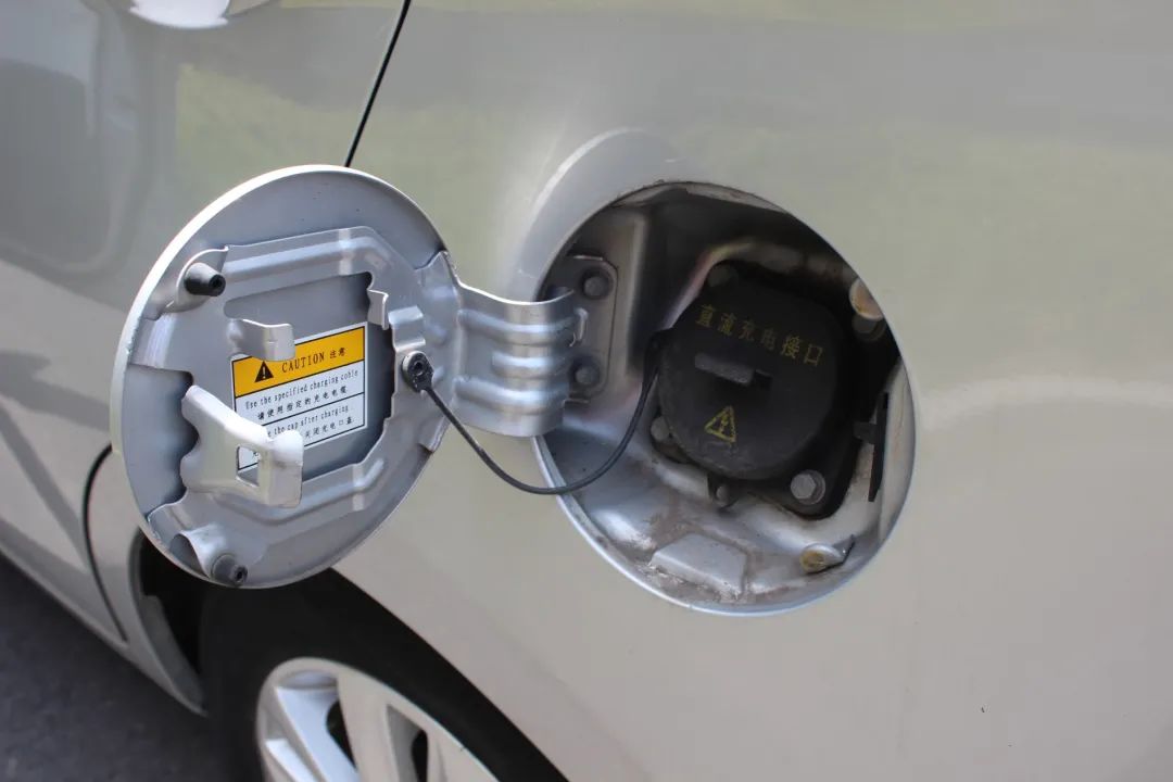 车主说纯电汽车缺点,江淮电动汽车能用几年