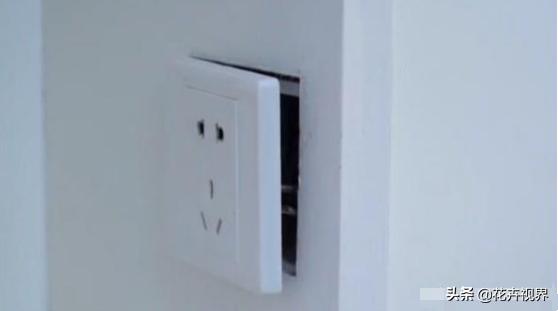 墙上插座插头松动需要整套换掉吗,墙上插座很松怎么办老是掉