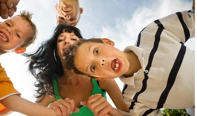 孩子在外边被欺负怎么教育,如果孩子在外面被欺负了怎么办