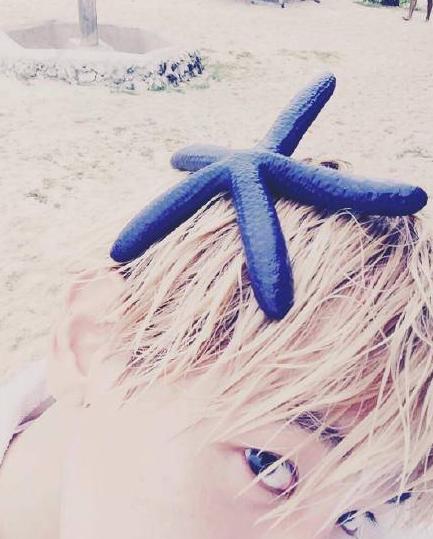 边伯贤做过的事,边伯贤26岁视频