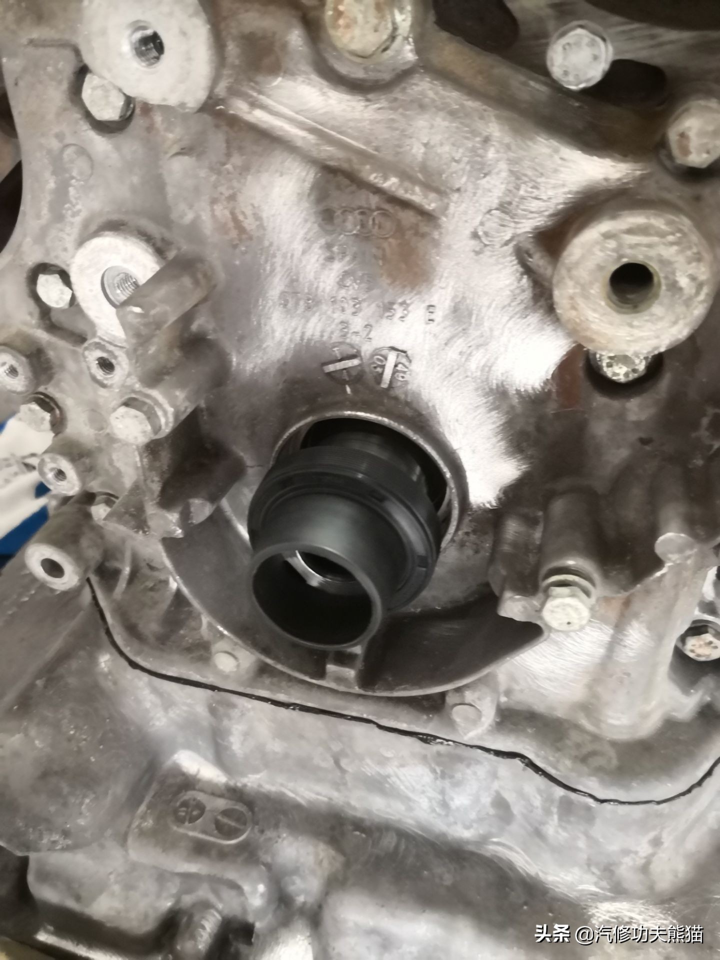 2003年老奥迪a6,2012年奥迪a6经典