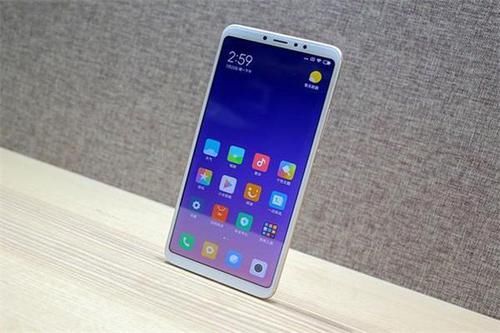 雷军说让每个人都用上便宜的手机,雷军要做5.4寸全面屏手机