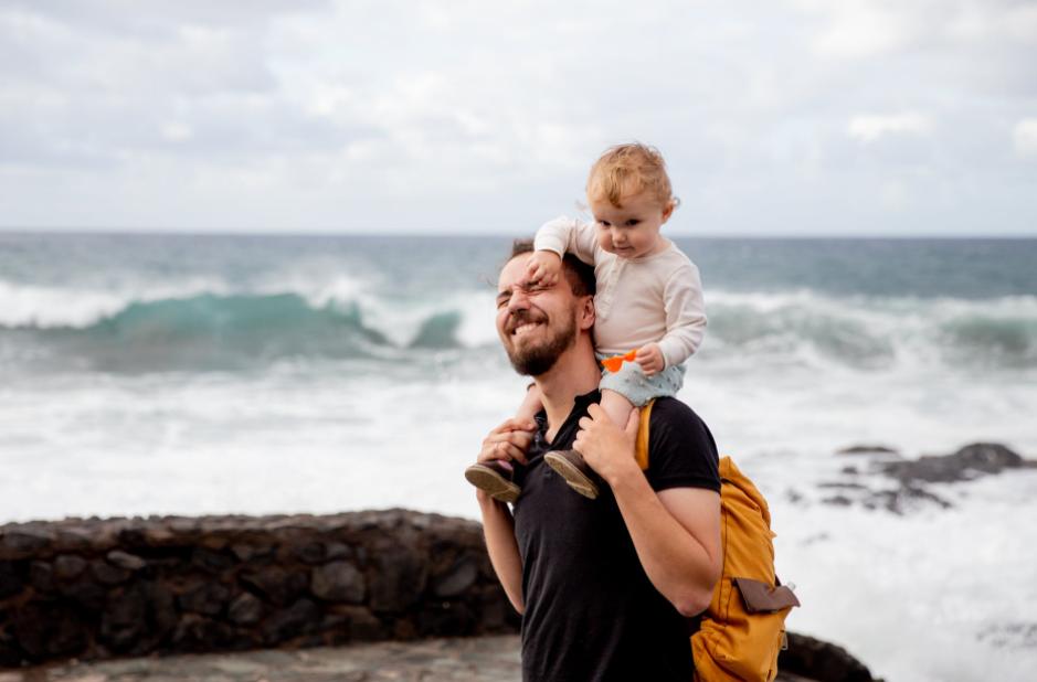 幼儿园孩子打老师正确处理方法,幼儿园孩子发脾气打妈妈怎么处理