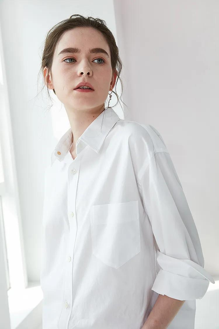 T恤穿腻了?想要时髦又遮肉,春夏白衬衫应该这么洗和这样穿