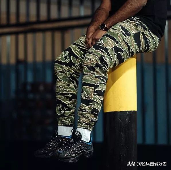 迷彩酷炫风,10年前的武警迷彩虎斑迷彩