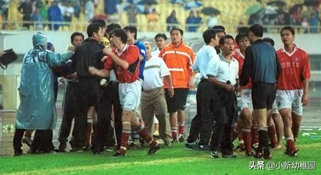 2003鐢瞐鍋囩悆浜嬩欢濮嬫湯閲嶅簡,涓浗鐢瞐鑱旇禌鍗佸ぇ浜嬩欢