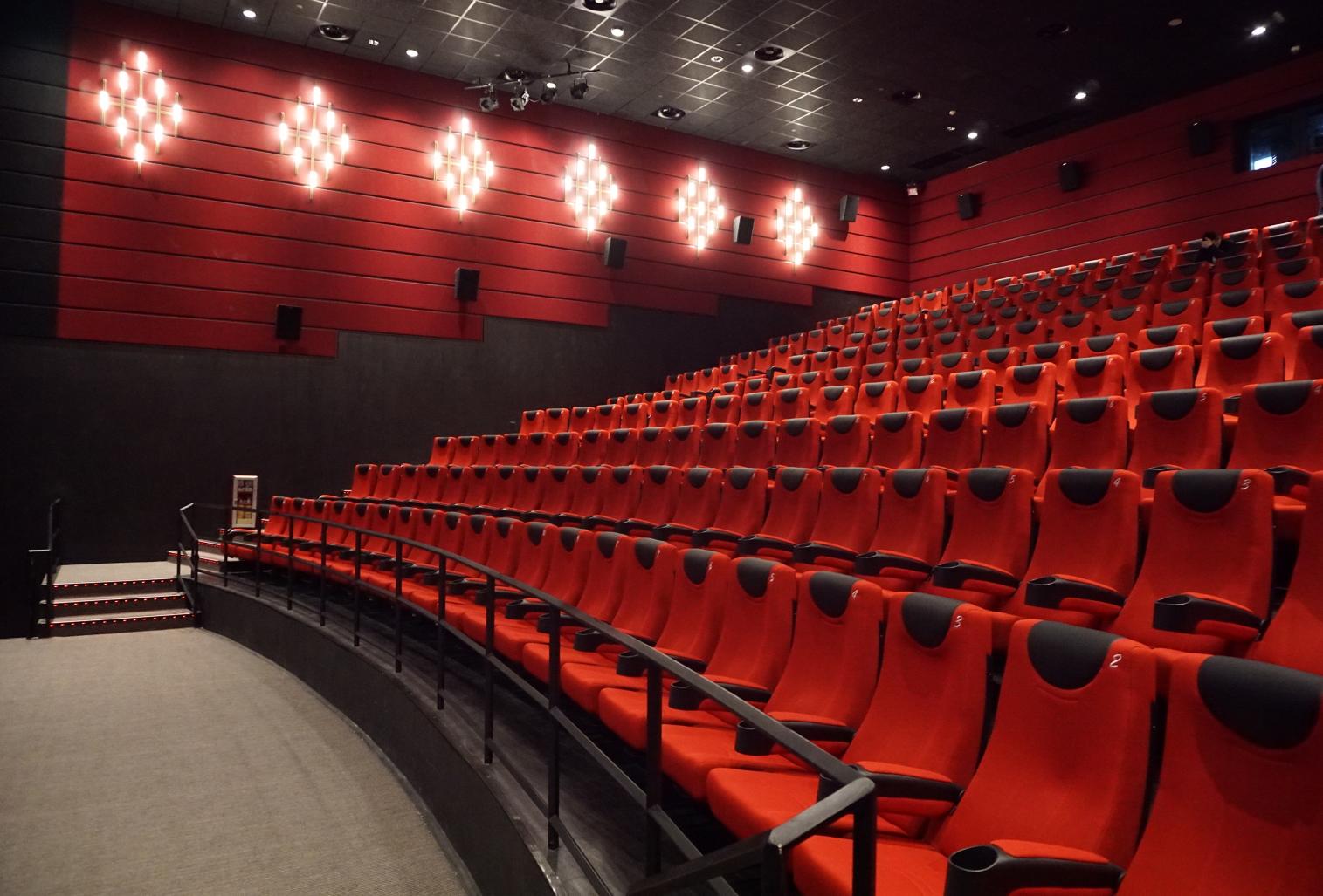 一个4个厅的电影院多少钱,4个厅的电影院需要多少投资