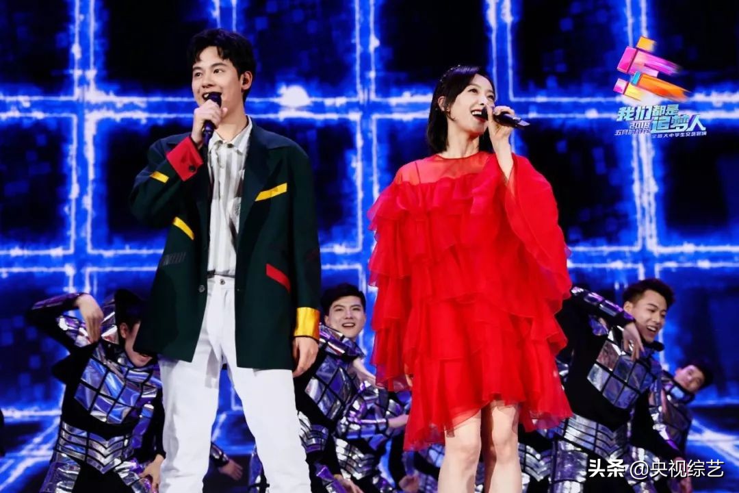 纪念五四运动100周年特别节目《我们都是追梦人——2019年“五月的鲜花”全国大中学生文艺会演》今晚播出