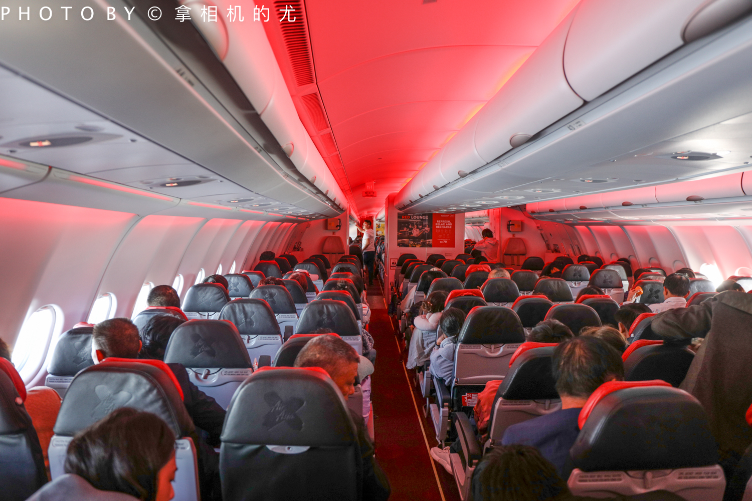 几百块机票飞香港,几百块钱飞机